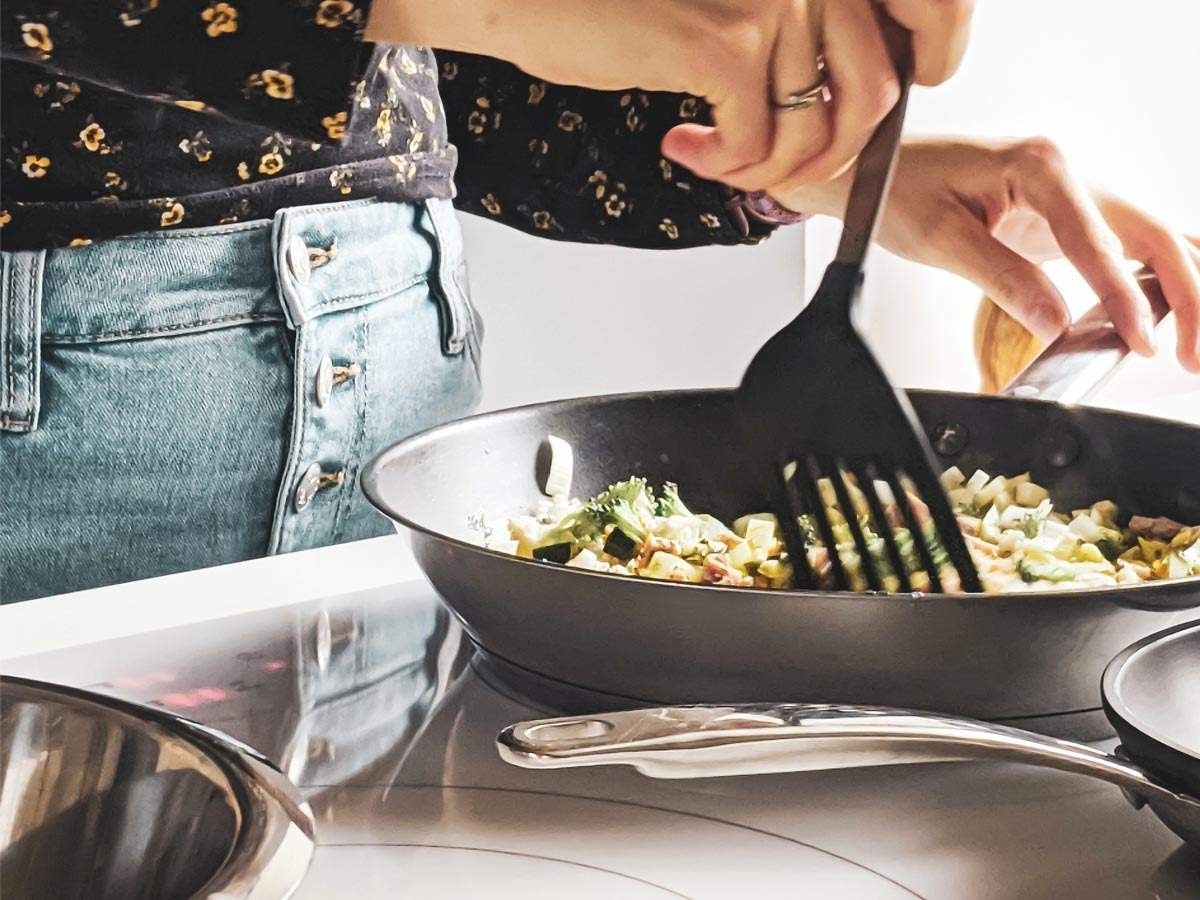 nonstick fry pan