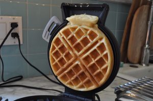 First-class vertical waffle-maker