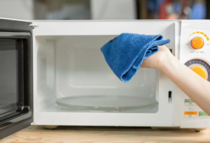 Sticky Food Inside Microwave