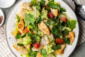 Fattoush Salad with Tomato and Asparagus