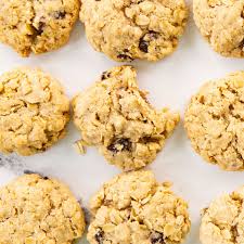 Vegan Oatmeal Raisin Cookies Recipe