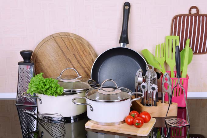 The Top 10 Kitchen Tools for New Cooks