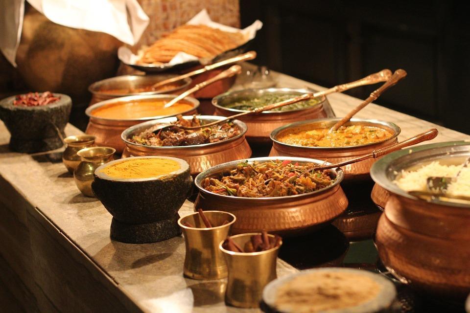 Indian Food Culture: Check Out Some Popular Cuisines from North and South India