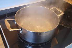 How long to boil water to purify and make it safe to drink?